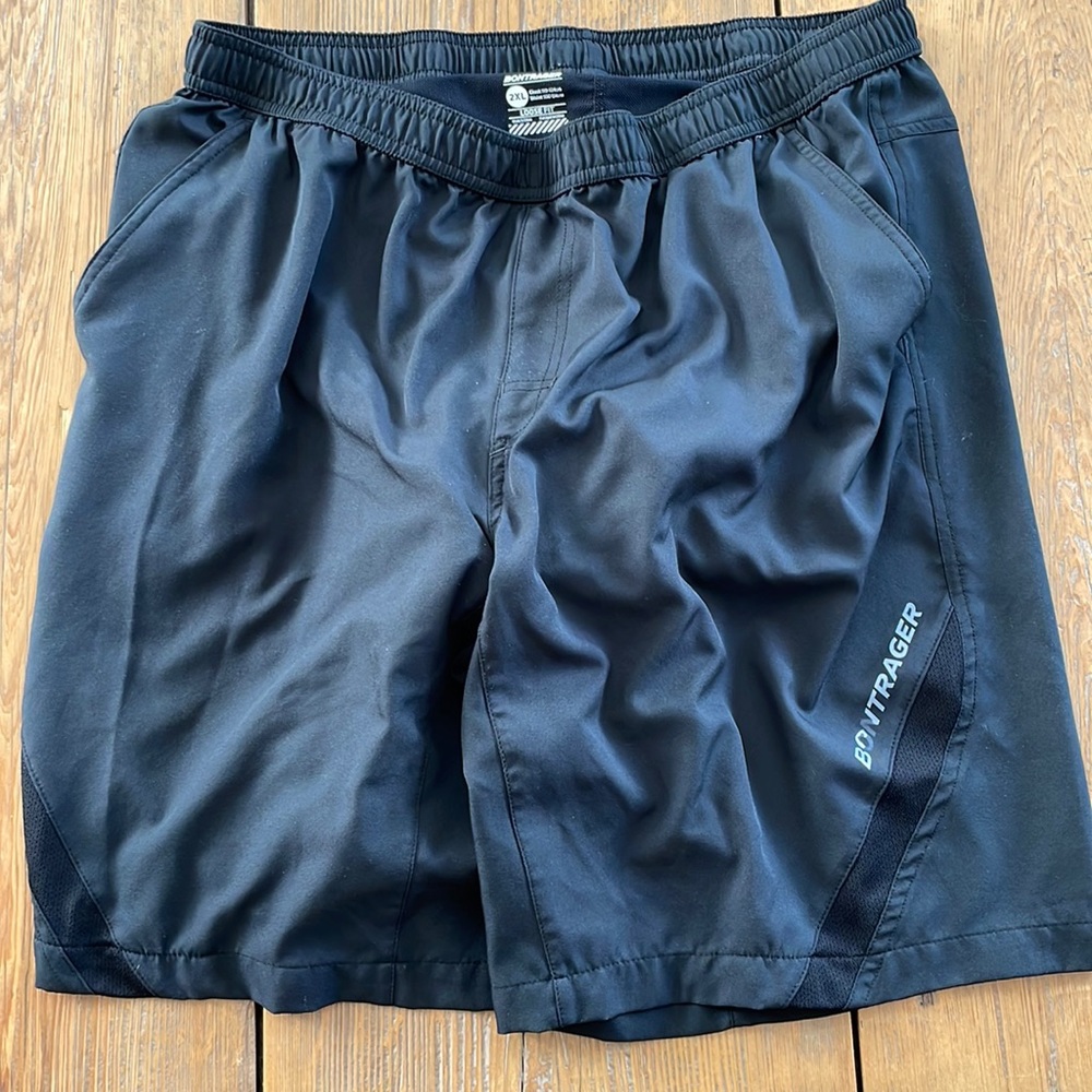 Men’s Size 2XL Lined Mountain Bike Shorts